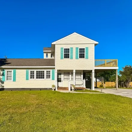 Rent this 4 bed house on 361 Florida Avenue in Mansfield, Morehead City