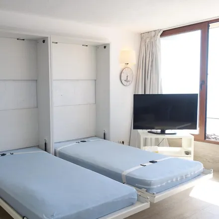 Rent this 1 bed apartment on 17210 Palafrugell