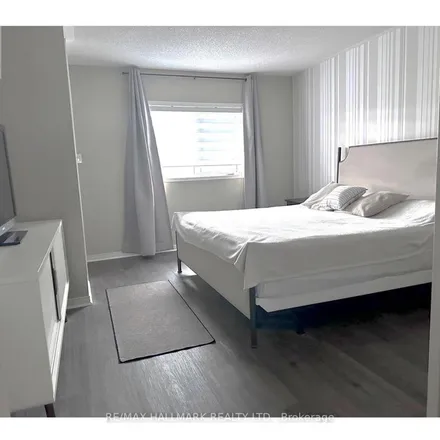 Image 5 - 489 River Glen Boulevard, Oakville, ON L6H 5X5, Canada - Apartment for rent