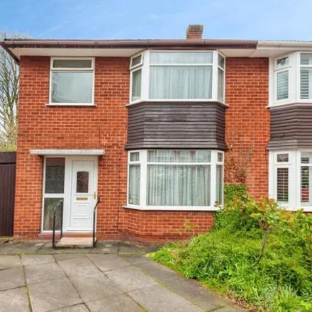 Buy this 3 bed duplex on Holme Close in St Helens, L34 2QR