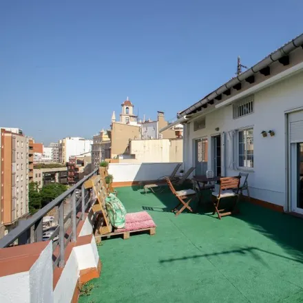 Rent this studio apartment on Carrer de Donoso Cortés in 10, 46005 Valencia