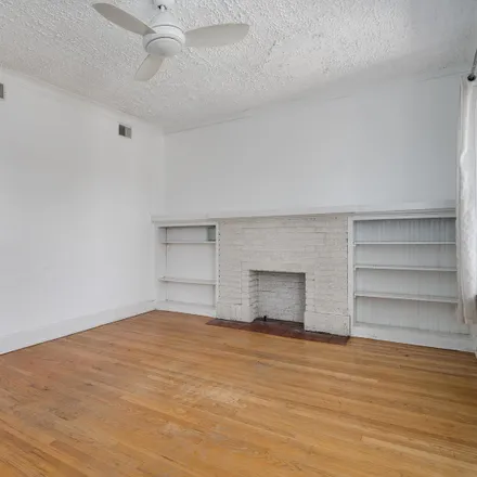 Image 5 - 3013 West Eastwood Avenue, Chicago, IL 60625, USA - Duplex for sale