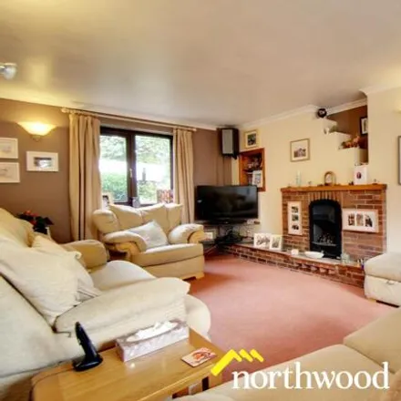 Image 4 - South End, Thorne, DN8 5QT, United Kingdom - House for sale