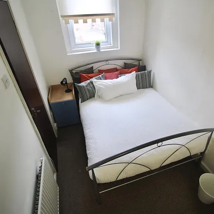 Image 4 - Kelso Road, Leeds, LS2 9PP, United Kingdom - Apartment for rent