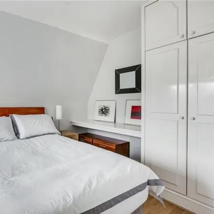 Image 2 - Marble Arch Apartments, 11 Harrowby Street, London, W1H 5JN, United Kingdom - Room for rent