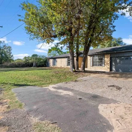 Buy this 3 bed house on 10666 Morris Road in Smith County, TX 75707