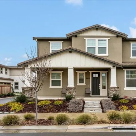 Buy this 4 bed house on Artisan Way in Vacaville Junction, Fairfield