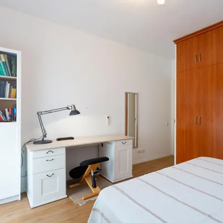 Image 3 - Carrer de Casanova, 118, 120, 08001 Barcelona, Spain - Apartment for rent
