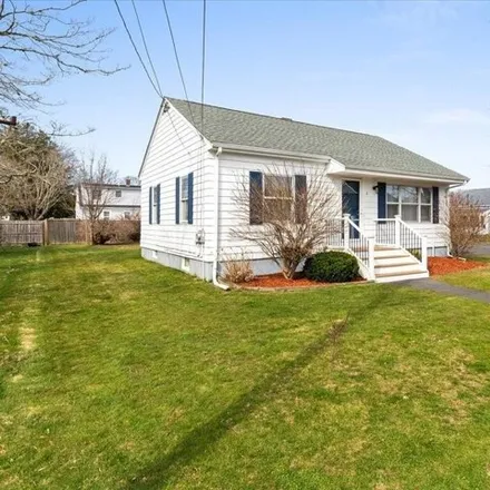 Buy this 4 bed house on 40 Gladding Street in Bristol, RI 02809