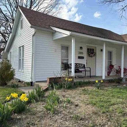 Buy this 3 bed house on 237 Elm Street in Carterville, IL 62918