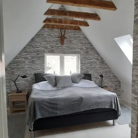 Rent this 3 bed condo on Sparekassen Sjælland-Fyn in Algade, 4230 Skælskør