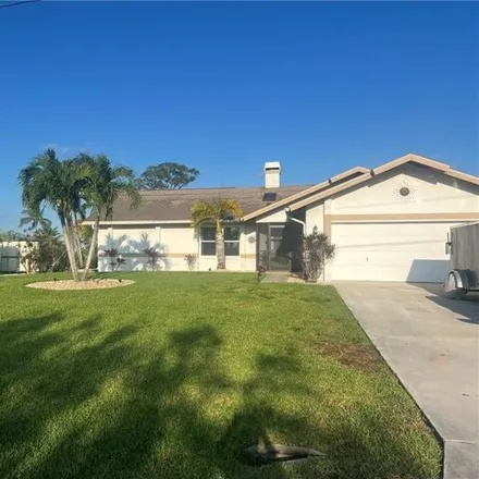 Image 2 - 20709 Park Place, Estero River Heights, Lee County, FL 33928, USA - House for rent