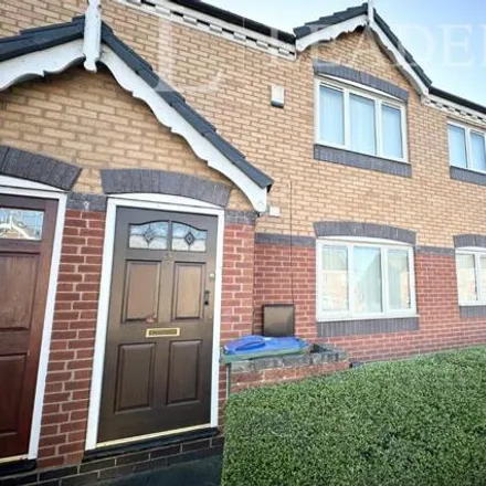 Rent this 1 bed room on Worsey Drive in Wednesbury, DY4 0HT