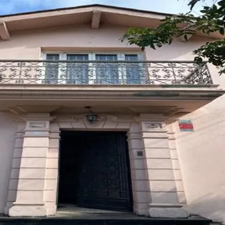 Rent this 5 bed house on Editorial Economía y Finanzas in Calle Arica 140, Miraflores