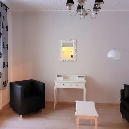 Rent this 2 bed apartment on Wartburgplatz 6 in 50733 Cologne, Germany