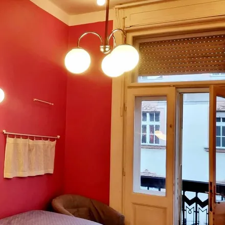Image 8 - Budapest, Erzsébetváros, BUDAPEST, HU - Apartment for rent