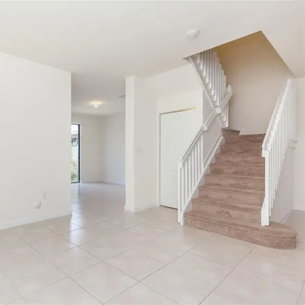 Image 9 - 3379 West 94th Terrace, Hialeah, FL 33018, USA - Townhouse for rent