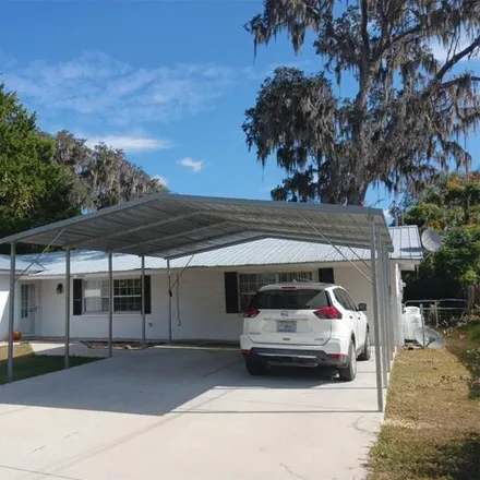 Buy this 4 bed house on 11657 Osage Road in Dunnellon, Marion County