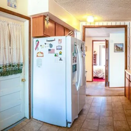 Image 5 - 218 4th Street, Ten Sleep, WY 82442, USA - House for sale