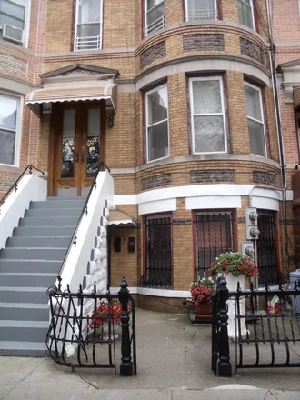 Rent this 2 bed house on New York in Ridgewood, US