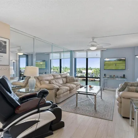 Image 3 - 1600 South Ocean Drive - Condo for rent