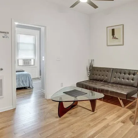 Rent this 2 bed townhouse on Philadelphia