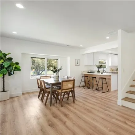 Image 2 - 1100 W 50th St, Los Angeles, California, 90037 - House for sale