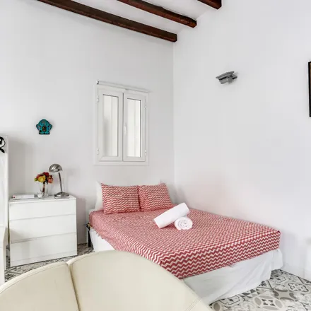 Rent this studio apartment on Madrid in Calle del General Lacy, 32