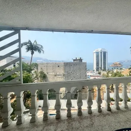 Buy this 3 bed apartment on Andador El Caracol in Fraccionamiento Farallón, 39300 Acapulco