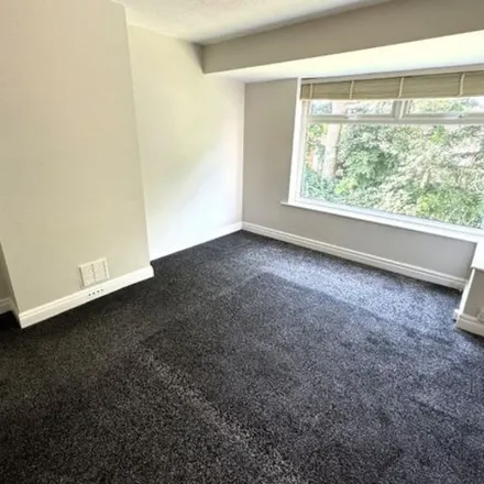 Image 3 - 24 Moor Drive, Leeds, LS6 4DT, United Kingdom - Duplex for rent