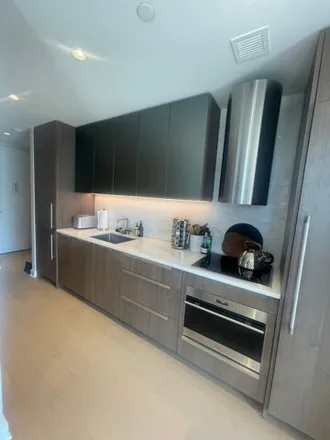 Image 3 - The Set, 455 10th Avenue, New York, NY 10018, USA - House for rent