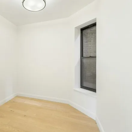 Image 7 - 929 Marcy Avenue, New York, NY 11216, USA - House for rent