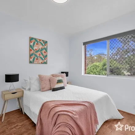 Image 3 - Sandal Crescent, Carramar NSW 2163, Australia - Apartment for rent