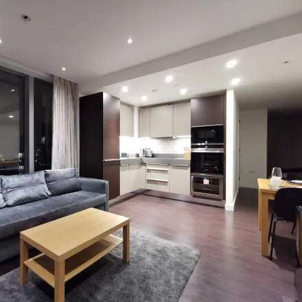 Buy this 1 bed apartment on Lemongrass Kitchen in 185 Marsh Wall, Canary Wharf