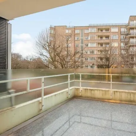 Image 5 - Regent's Canal Towpath, Primrose Hill, London, NW8 7PR, United Kingdom - Room for rent