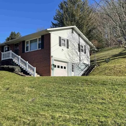 Buy this 3 bed house on 194 Dayton Road in Philippi, WV 26416