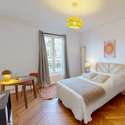 Rent this 2 bed room on 11 bis Rue Chaligny in La Vie Claire, 75012 Paris