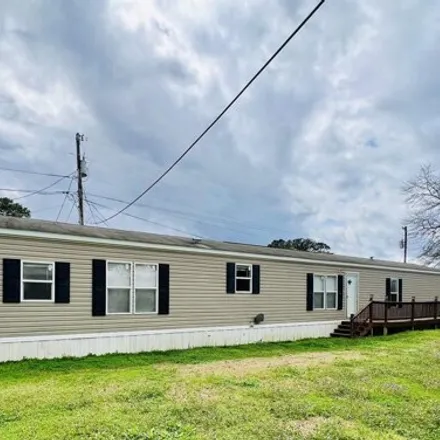 Buy this studio apartment on 170 Powells Circle in St. Clair County, AL 35128