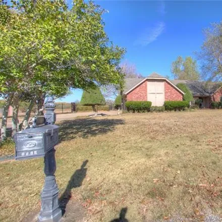 Image 3 - 1219 Green Country Boulevard, Haskell, Muskogee County, OK 74436, USA - House for sale
