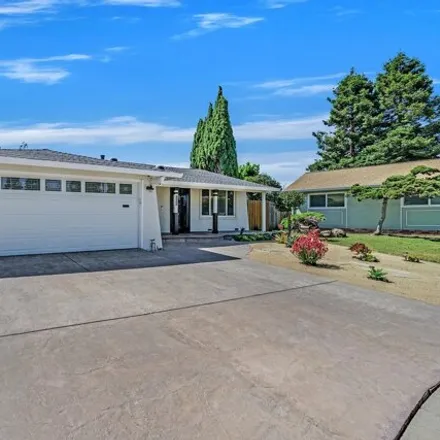 Buy this 3 bed house on 34599 Salinas Place in Fremont, CA 94555