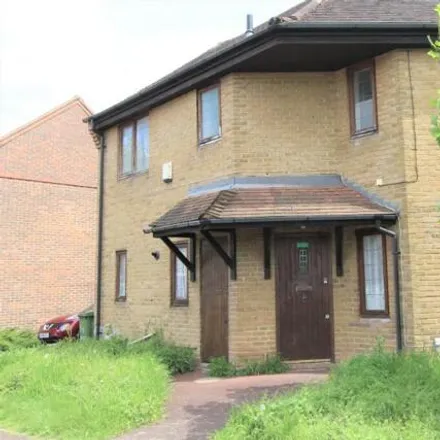 Buy this 4 bed house on Chestnut Close in London, SE6 3NS