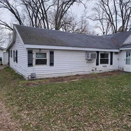 Buy this 2 bed house on 477 East Union Street in Lone Rock, Richland County