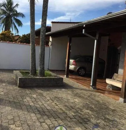 Buy this 5 bed house on Rua José da Silva Andrade in Sao Benedito, Pindamonhangaba - SP