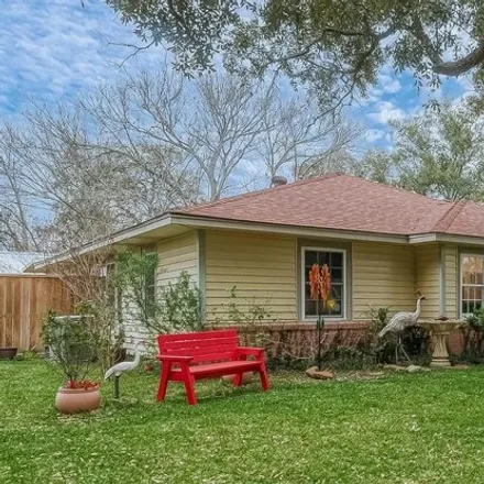 Buy this 3 bed house on 2000 Hillcrest Drive in Bay City, TX 77414