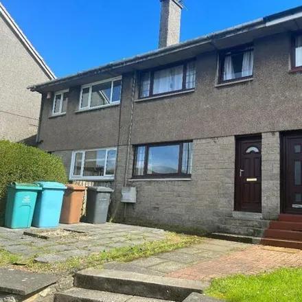Buy this 3 bed townhouse on Pirnie Place in Kilsyth, G65 0JL