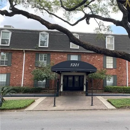 Rent this studio condo on 3201 Saint Charles Avenue in New Orleans, LA 70115