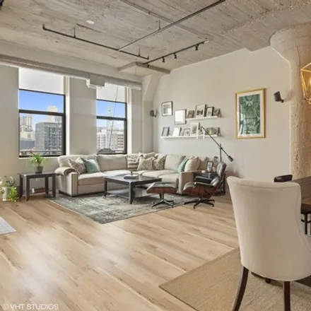 Image 3 - One River Place, 758 North Larrabee Street, Chicago, IL 60661, USA - Condo for sale