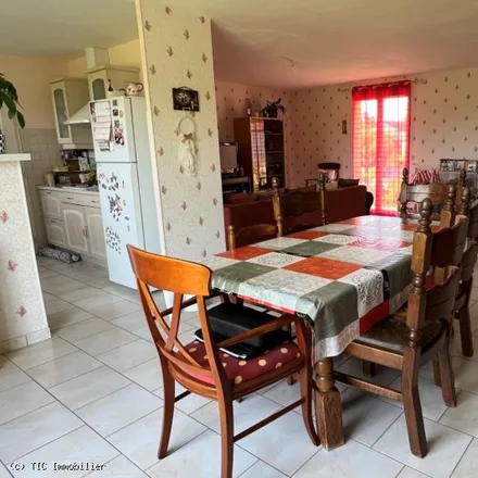 Image 8 - 16700 Ruffec, France - House for sale