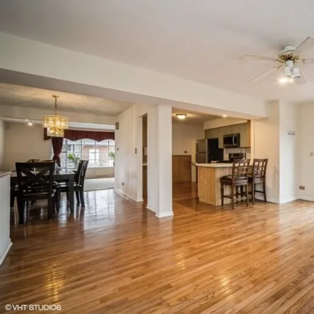 Image 7 - 811 East Sayles Drive, Palatine, IL 60074, USA - House for sale