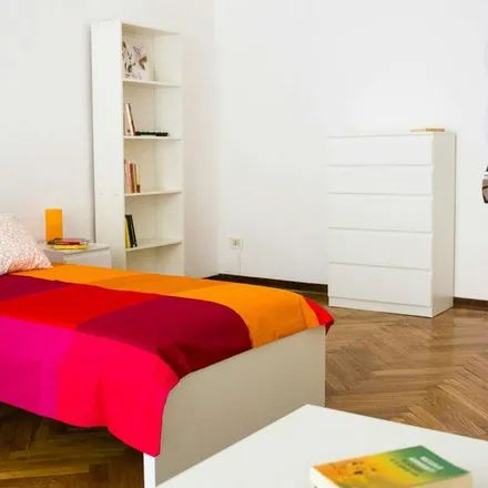 Image 7 - Via Filippo Juvarra 26, 10122 Turin TO, Italy - Apartment for rent